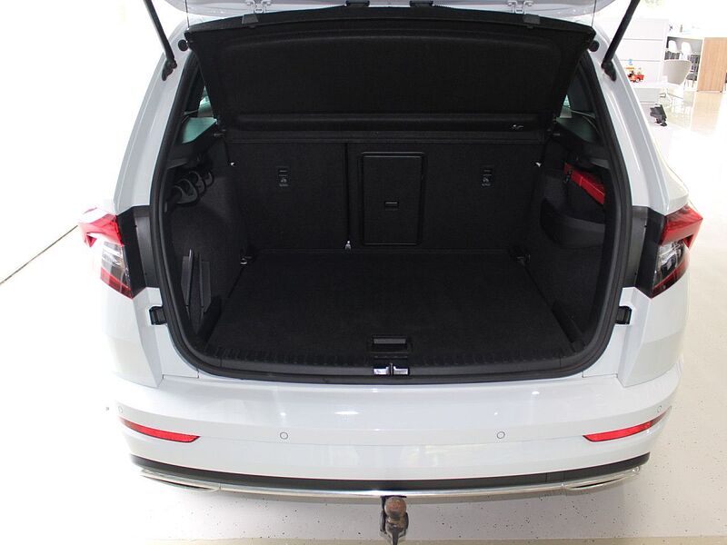 SKODA Karoq 1.5 TSI ACT DSG Sportline VC/AHK/ACC/CAM