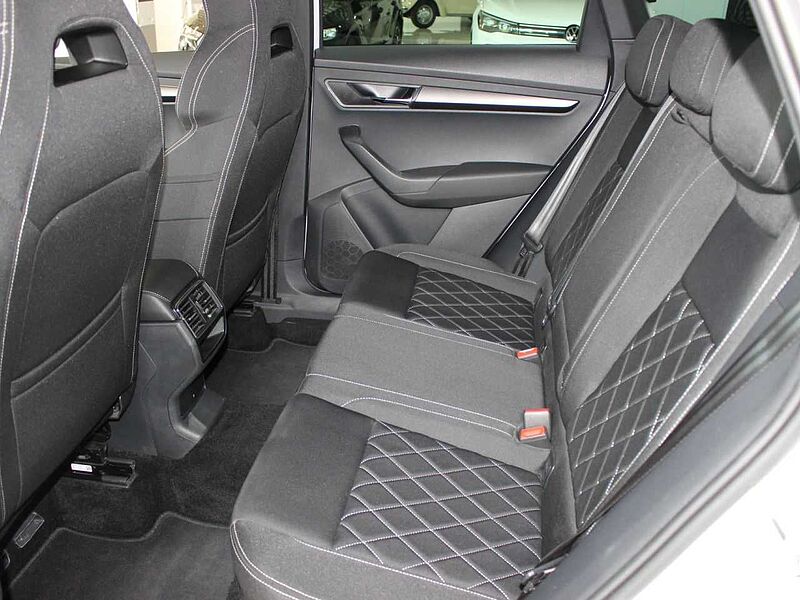 SKODA Karoq 1.5 TSI ACT DSG Sportline VC/AHK/ACC/CAM