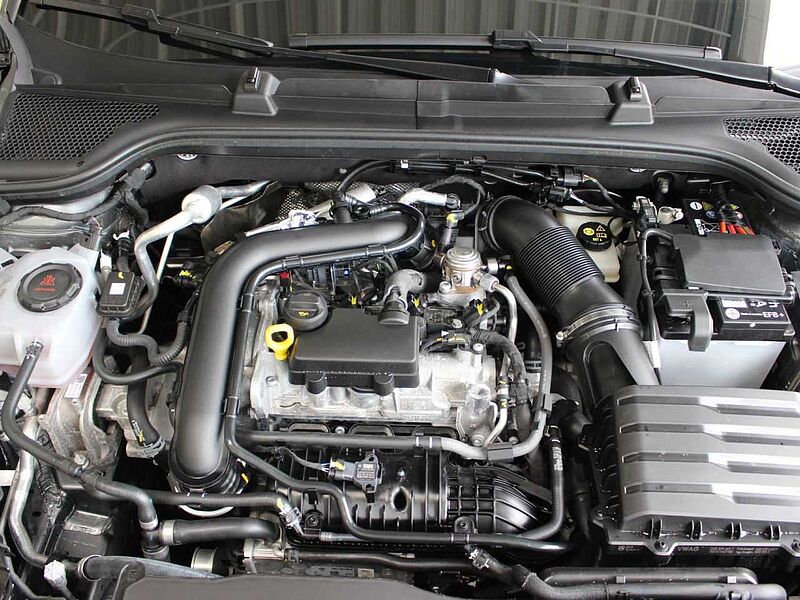 SKODA Kamiq 1.0 TSI DSG Selection AHK/ACC/Matrix/Cam