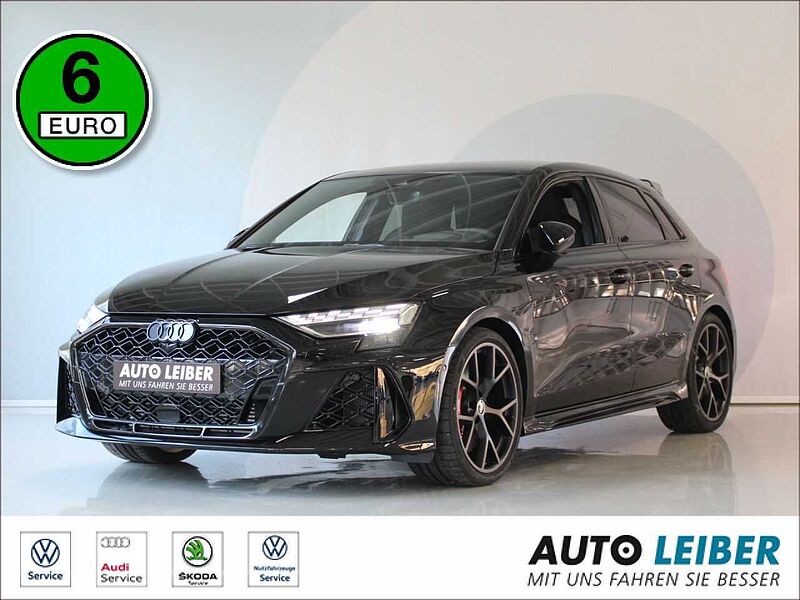 Audi RS3 TFSI Sportback 280km/h/Carbon/HUD/Sonos