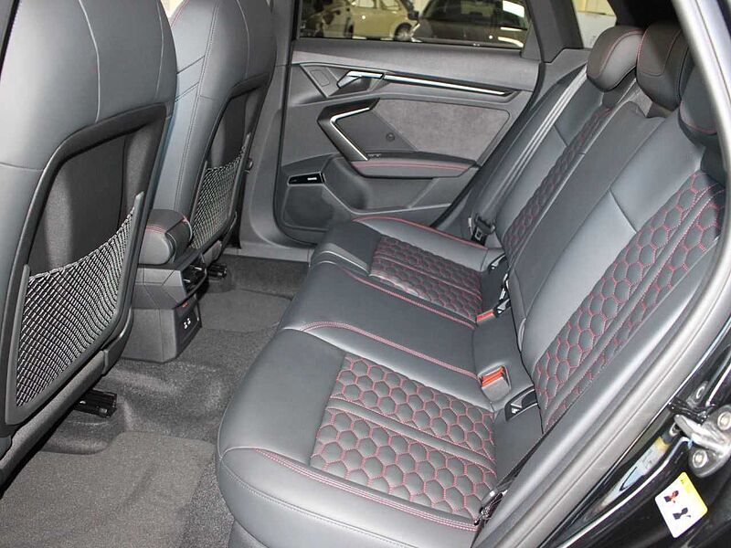 Audi RS3 TFSI Sportback 280km/h/Carbon/HUD/Sonos