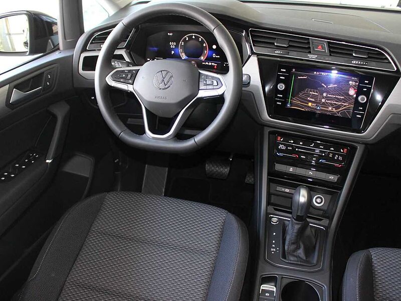 Volkswagen Touran 1.5 TSI ACT OPF DSG R-LINE 7Si. /IQ/Cam
