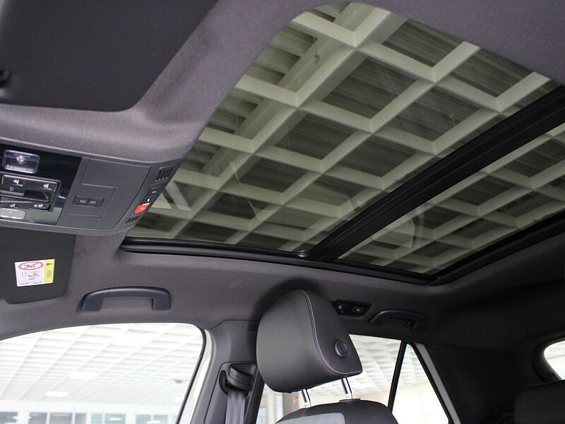 Volkswagen T-Roc 2.0 TSI OPF 4M R-Line BlackStyle