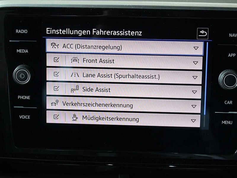 Volkswagen T-Roc 1.5 TSI OPF R-Line /ACC/CAM/Keyless