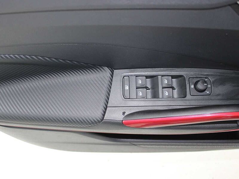 SKODA Fabia 1.0 TSI Monte Carlo LED/SHZ/APP/CAM
