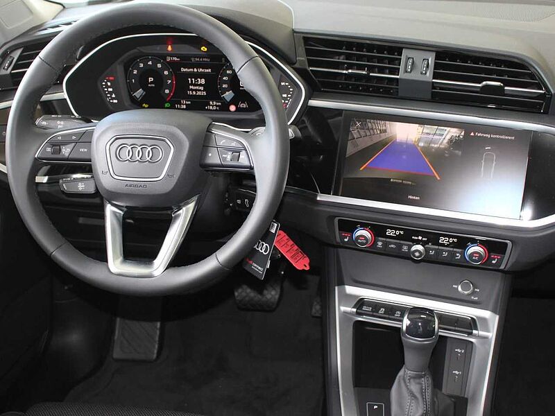 Audi Q3 35 TFSI advanced AHK/St. Hz. /Virtual