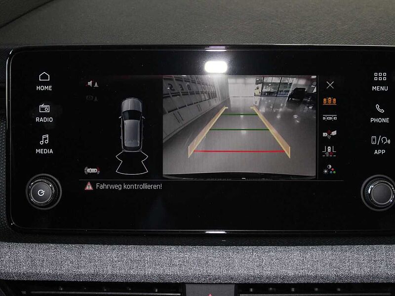 SKODA Kamiq 1.0 TSI Selection Cam/AHK/Matrix/MFL bhz.