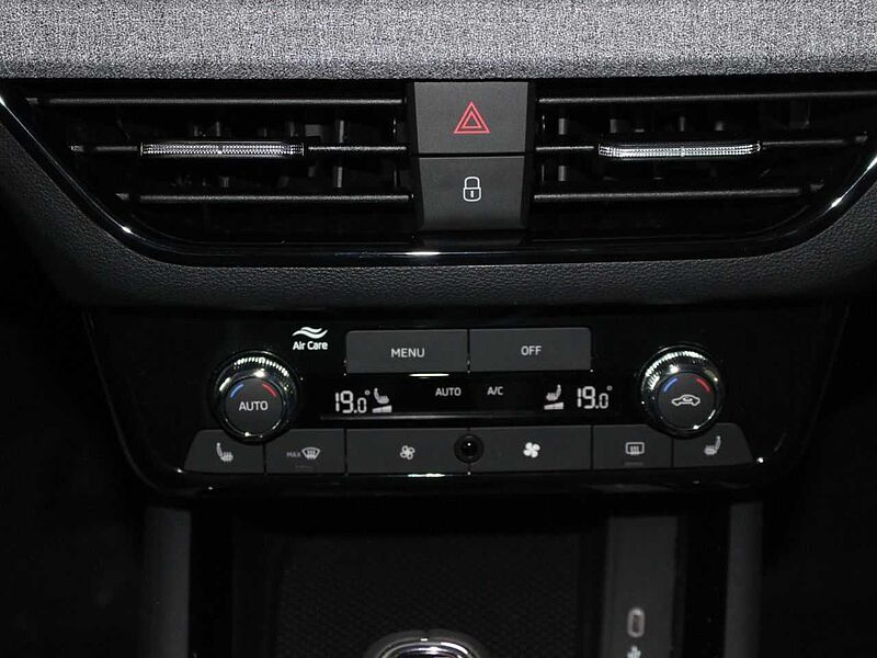 SKODA Kamiq 1.0 TSI Selection Cam/AHK/Matrix/MFL bhz.