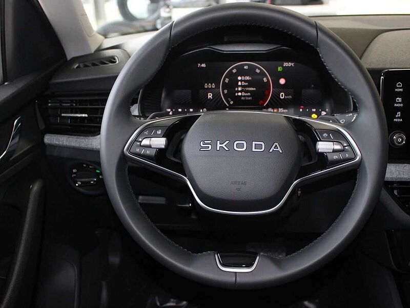 SKODA Kamiq 1.0 TSI Selection Cam/AHK/Matrix/MFL bhz.