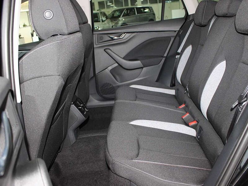 SKODA Kamiq 1.0 TSI Selection Cam/AHK/Matrix/MFL bhz.