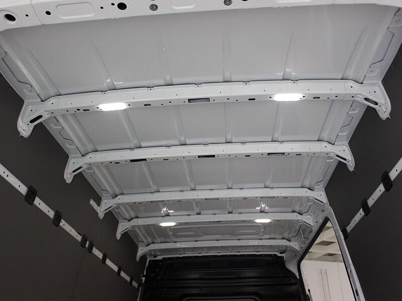 Volkswagen Crafter 35 TDI L3H3